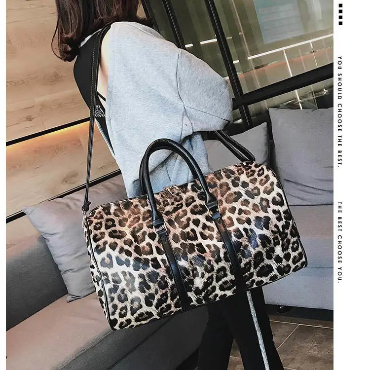 2023 New Leather Leopard Travel Bags Luxury Women Large Capacity Portable Female Shoulder Bag Handbag Vintage Travel Duffle Bag