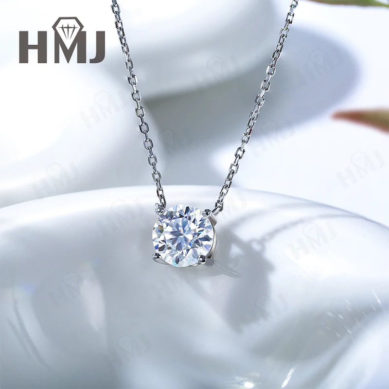 Four-claw Single-diamond Necklace with 1-3CT D Color Round Moissanite S925 Plated White Yellow Rose Gold Engagement Date Charm