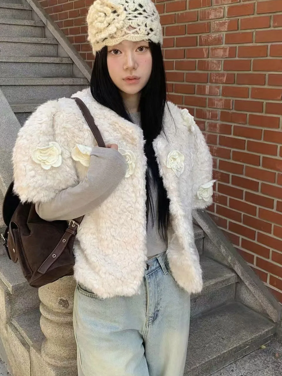 

Теплая жилетка из полиэстера с цветочной вышивкой и отделкой из овечьей шерсти, полноразмерная, для молодежи и женщин