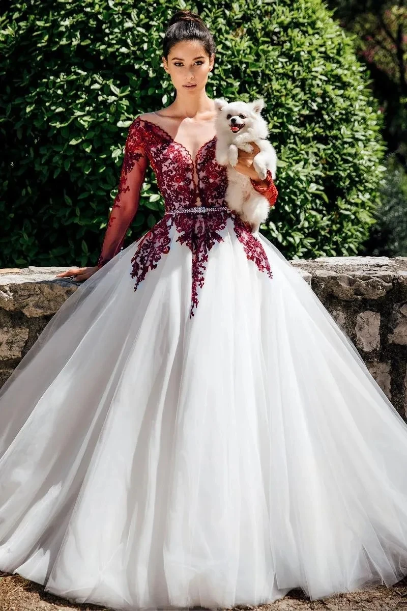 2025 Princess Burgundy Wedding Dresses Long Sleeves Sweep Train Plus Size Country Garden Bridal Party Gowns Vestidos De Noiva