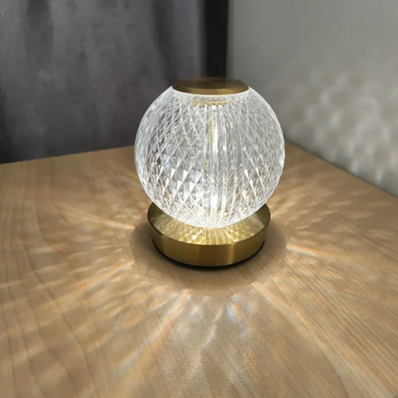 1PC Bedroom Bedside Table Lamp Vintage Luxury Post-modern Living Room Decoration Creative Personality Crystal Table Lamp LT047