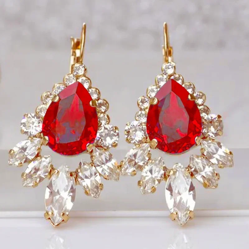 Round Red Water Drop Earrings for Bride\'s Wedding, Festive Accessories, High-end Jewelry, Birthday Gifts, and Sparkling