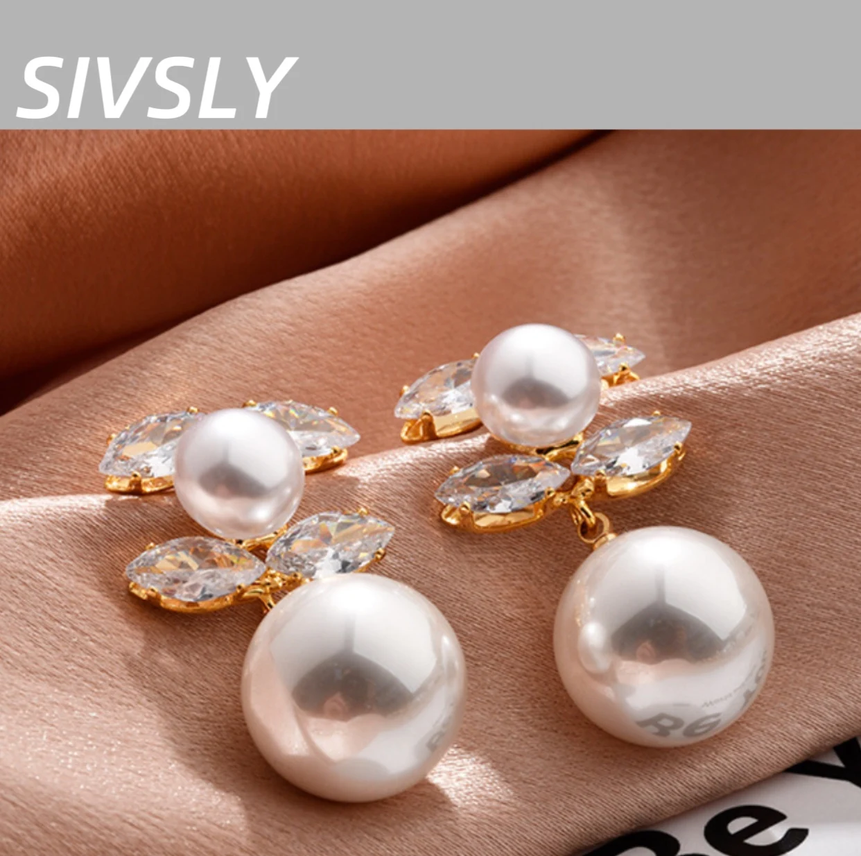 

Hot-selling French small fragrance zircon letter pearl earrings, luxurious, high-end, exquisite, elegant, temperament earrings