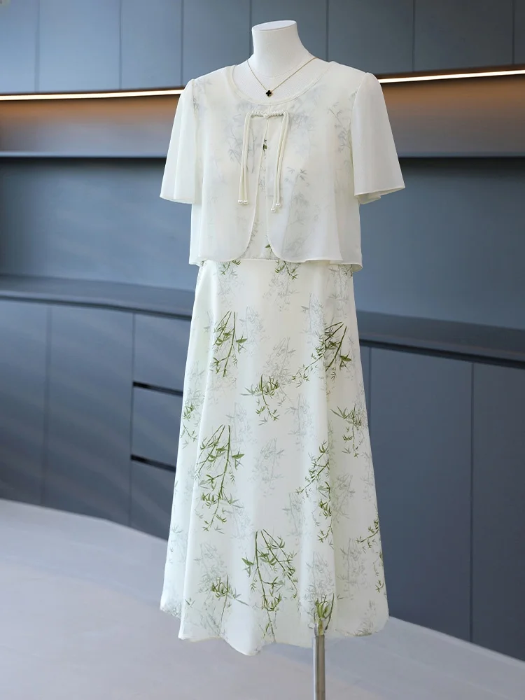 

Elegant Summer Dress for Mom Mid-aged Women Fashionable Chiffon Skirt Loose Fit Button Detail round Neck Short Sleeve Floral ...