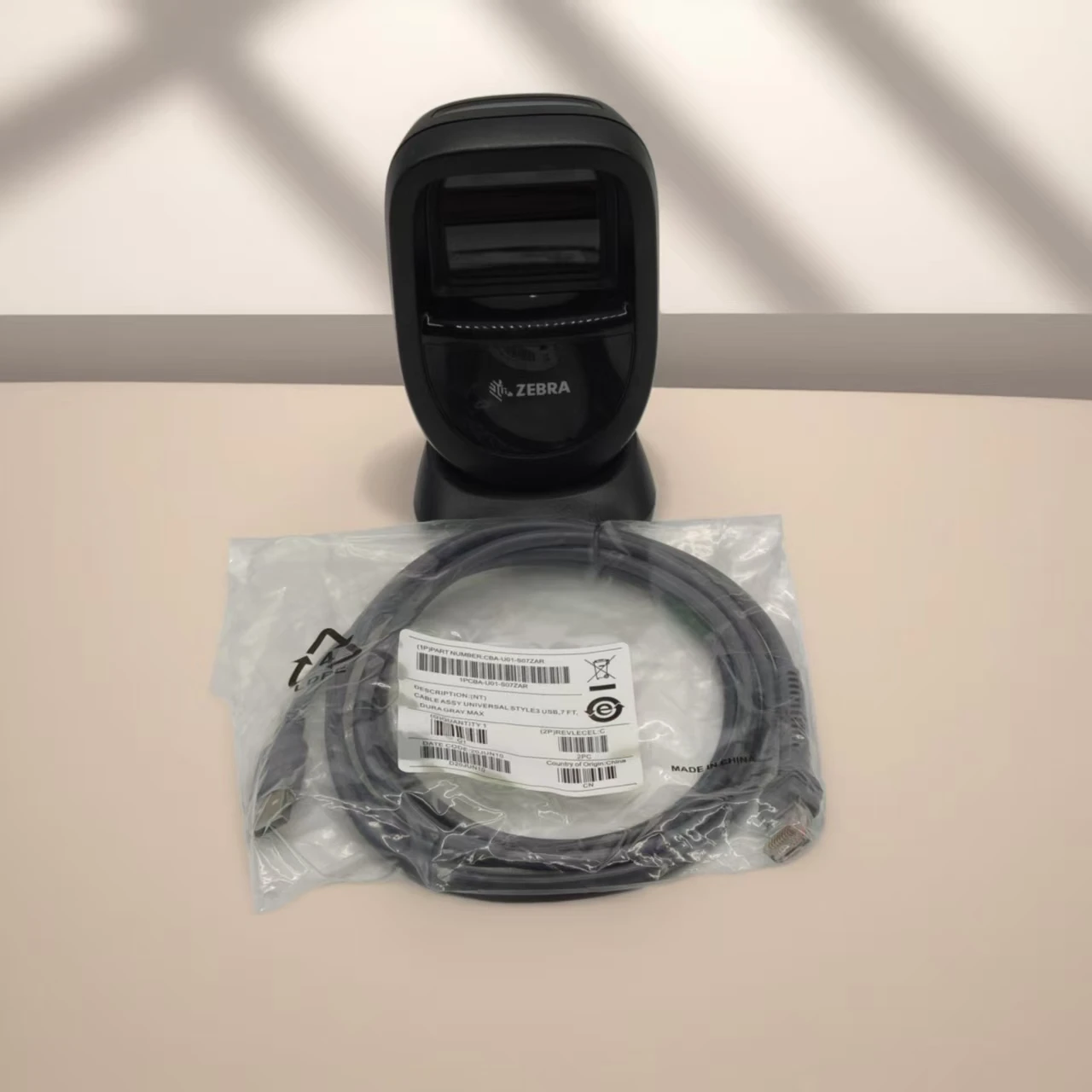 DS9308-DL 2D Barcode Scanner for Motorola Symbol DS9308 Omni-Directional POS Stand Used - Retail Scanning Equipment