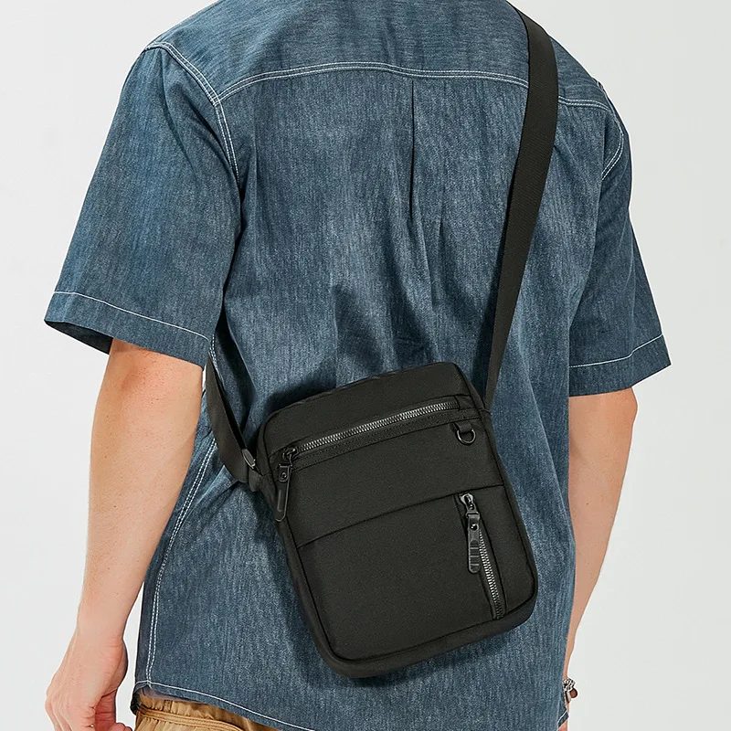 

High Quality Man Crossbody Shoulder Bag 2025 Men's Korean Waterproof Oxford Cloth Travel Satchel Casual Small Male Messenger Bag