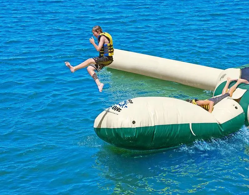 مخصص نفخ العائمة الترامبولين جزيرة نفخ المائية بارك نفخ المياه القفز الترامبولين بارك مع الشريحة #4