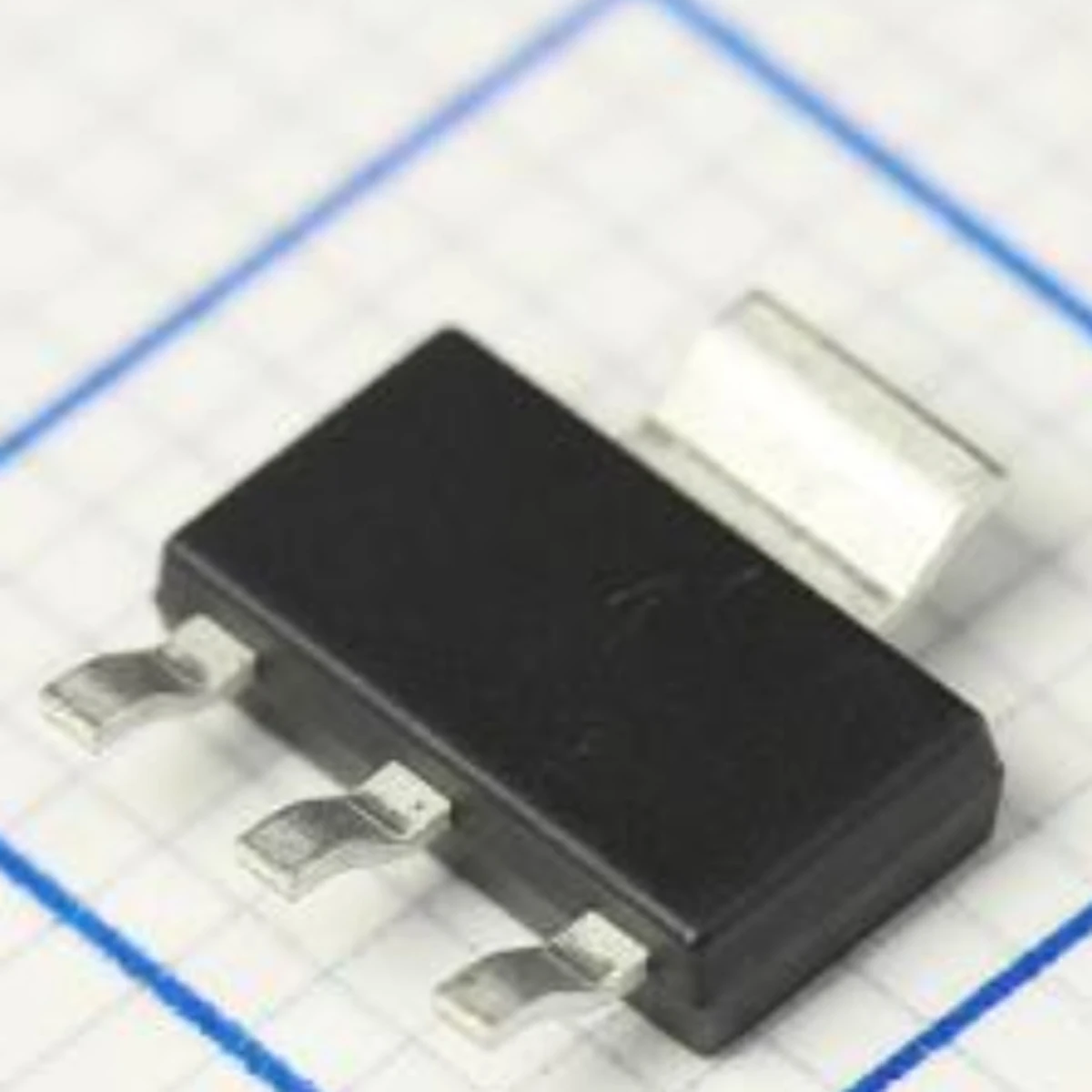 10PCS original 61R-12 linear regulator (LDO) fixed 6V 1A 1.2V SOT-223R: AP7361-12ER-13