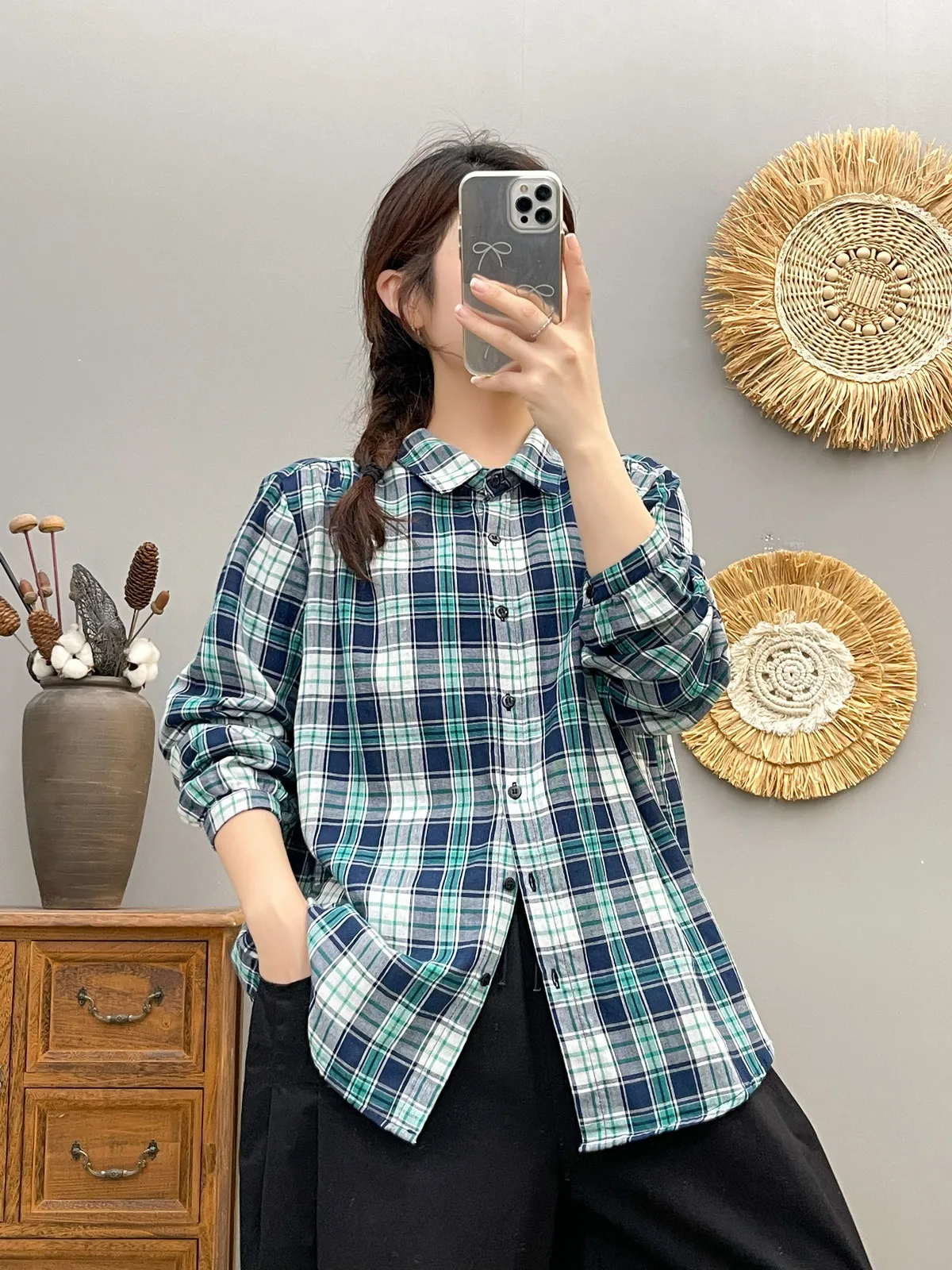 Preppy Style Plaid Blouses Long Sleeve Shirts Streetwear Fashion Cotton Yarn Large Size Tops Loose Autumn Women Clothing