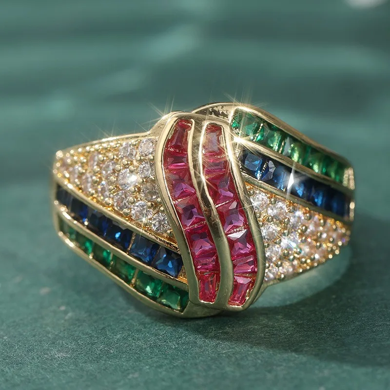 Schillernder, mit mehrfarbigen weißen CZ-Steinen besetzter Damenring, trendige geometrische Form in Goldfarbe, für den täglichen Gebrauch, Partyschmuck, Jubiläumsgeschenk – Detail 3