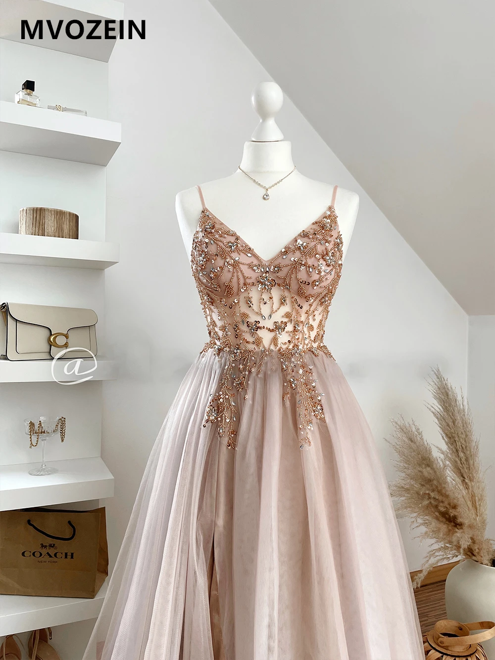 Golden Evening Dresses Beading A-Line Spaghetti Strap Formal Dresses 2023 New Long Party Dress for Prom Long Gown