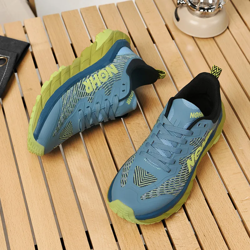 Shoes Men Casual Sneakers Mesh Breathable Shoes Male Running Trainers Man Sports Shoes Lightweight Vulcanize Shoes Plus