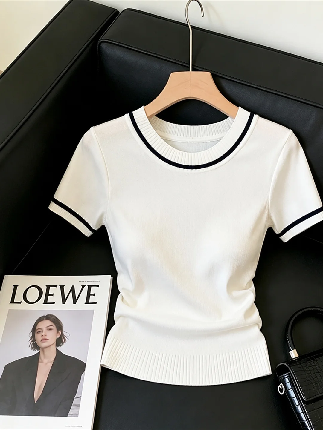 

Color Block Ice Silk Knitted Short Sleeve round Neck Top Versatile Slimming Summer Design Korean Style Commute Straight Cut