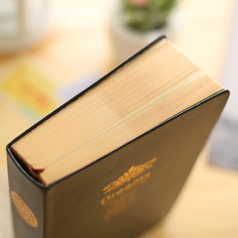 25K Ultra Thick Golden Edge Notebook Vintage Journal Blank Page 200 Sheets Portable Diary Notepad for Students Daily Writing
