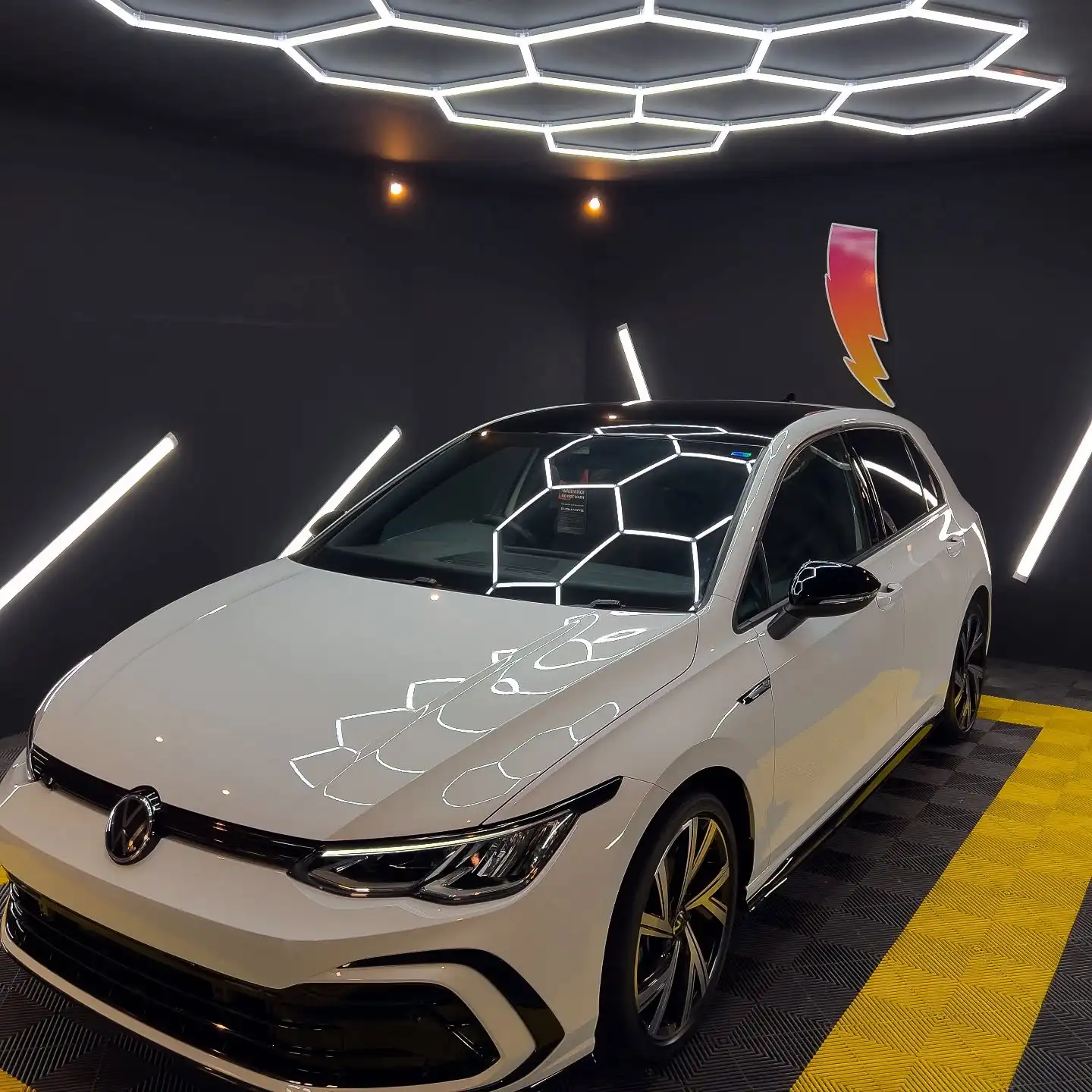 

2 шт. накладка на фару для бровей и век для Volkswagen Golf 8 MK8 R R-LINE GTI GTD GTE TSI TDI Clubsport Pre-facelift 2020-2024