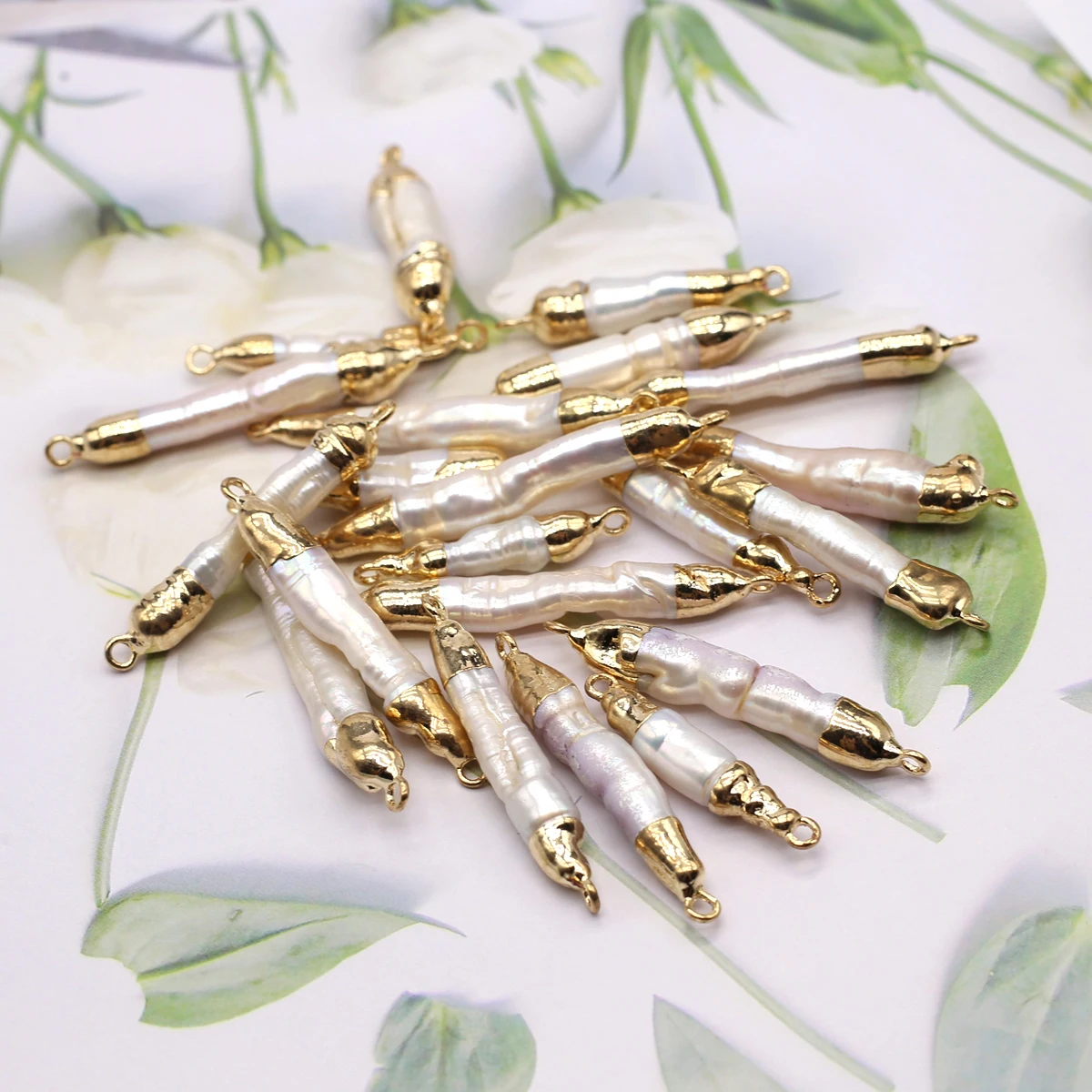 

Natural Freshwater Pearl Connector Long Strip Baroque Pearl Pendant Connector For Making DIY Jewerly Necklace Bracelet 40x7mm