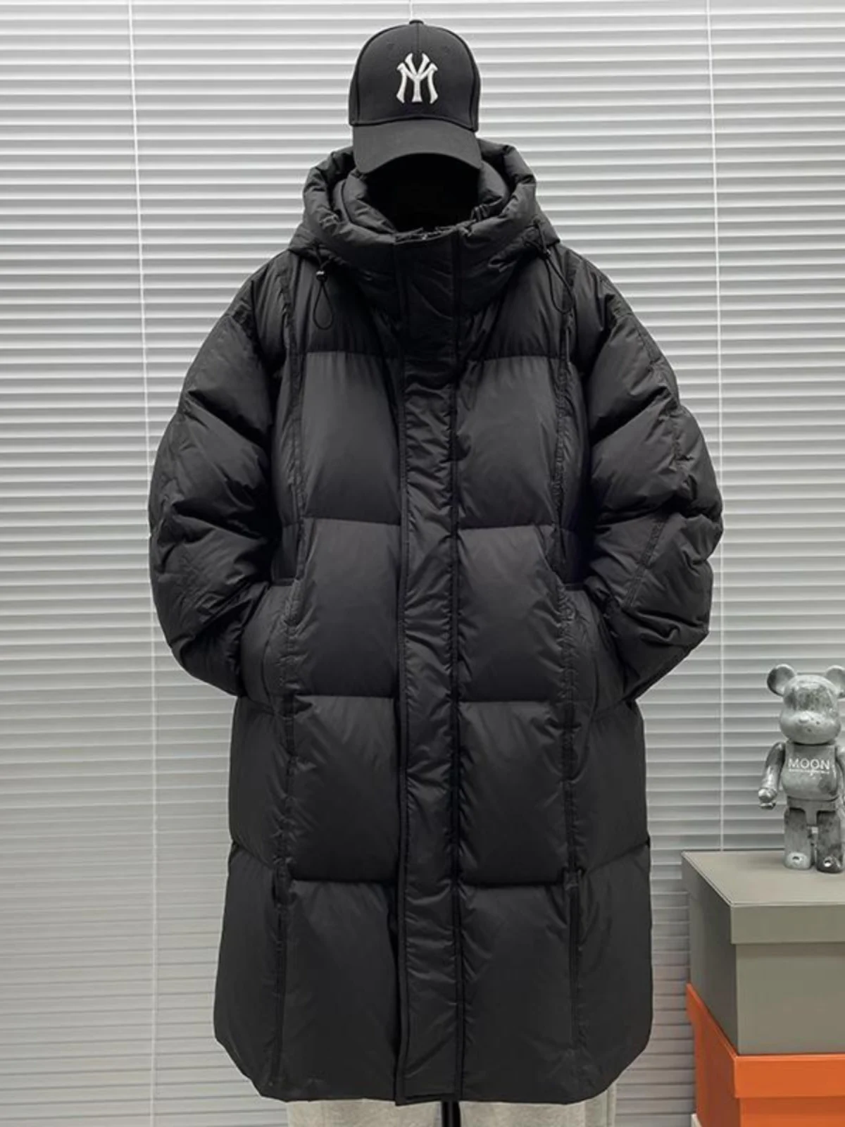 

Мужская утепленная длинная куртка-пуховик для подростков, белая, на пуху, теплая верхняя одежда свободного кроя, модная, брендовая, для старшеклассников