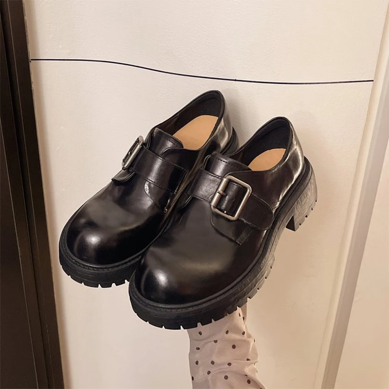 

Women's Leather Shoes, British Style Flats, Retro Flats with Wide Toe, Chunky Heel, 2026 New Model, Women's Velcro Flats, Thick-Soled Casual Leather Shoes