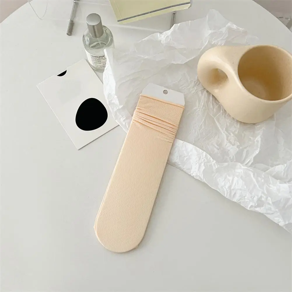 Носки для повседневного ношения, женские летние ультратонкие дышащие носки из ледяного шелка для повседневного ношения, мягкие однотонные спортивные носки для повседневного ношения