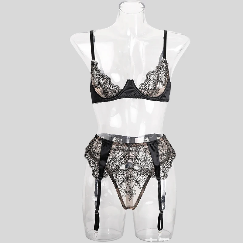 

Эротический комплект женского белья Tornova: кружевные трусики с вырезами, прозрачные, соблазнительные, с открытой спиной, пэчворк, облегающие, интересный дизайн