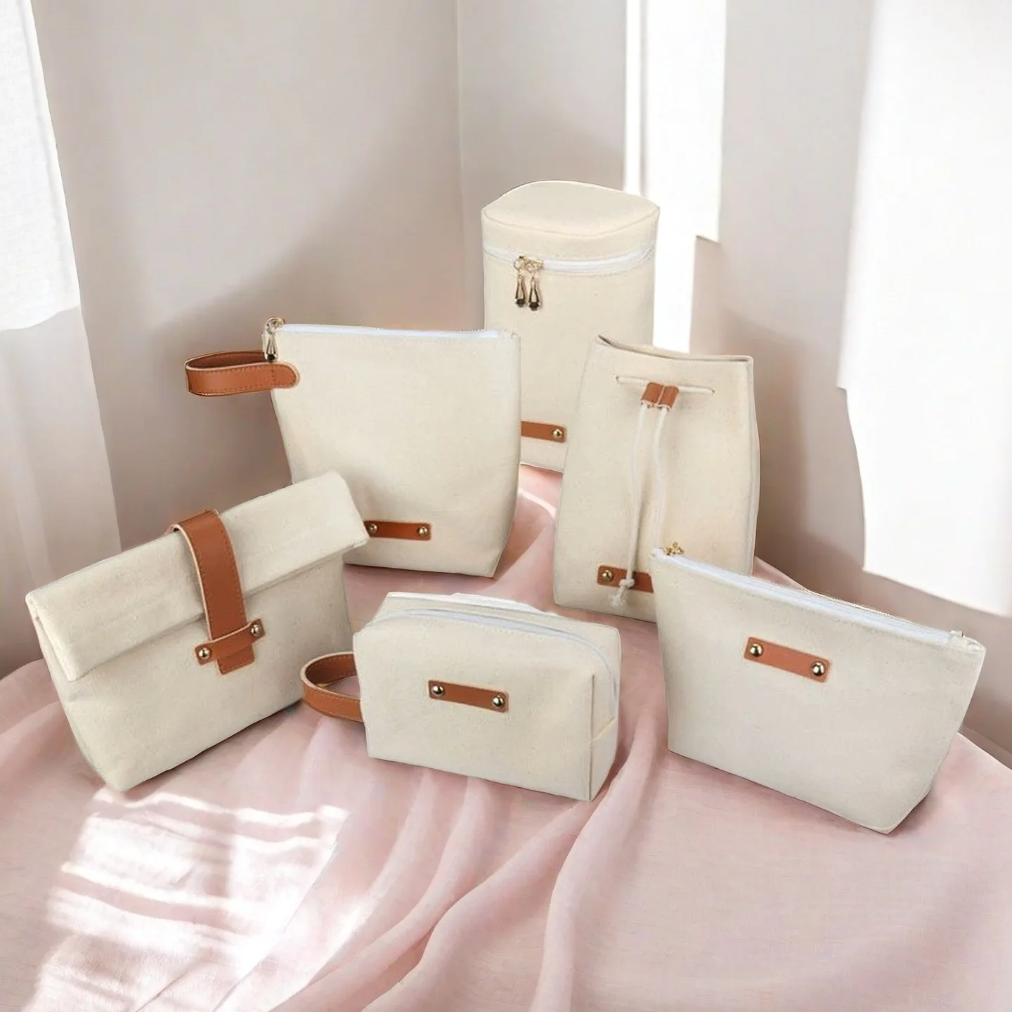 Light luxury premium canvas cosmetic bag large capacity portable going out partition layered cosmetic storage bag toilet bag