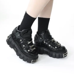 Neue 2024 Marke Punk Stil Frauen Schuhe Lace-up ferse höhe 6 CM Plattform Schuhe Frau Rock Stiefel Metall dekor Frau Turnschuhe