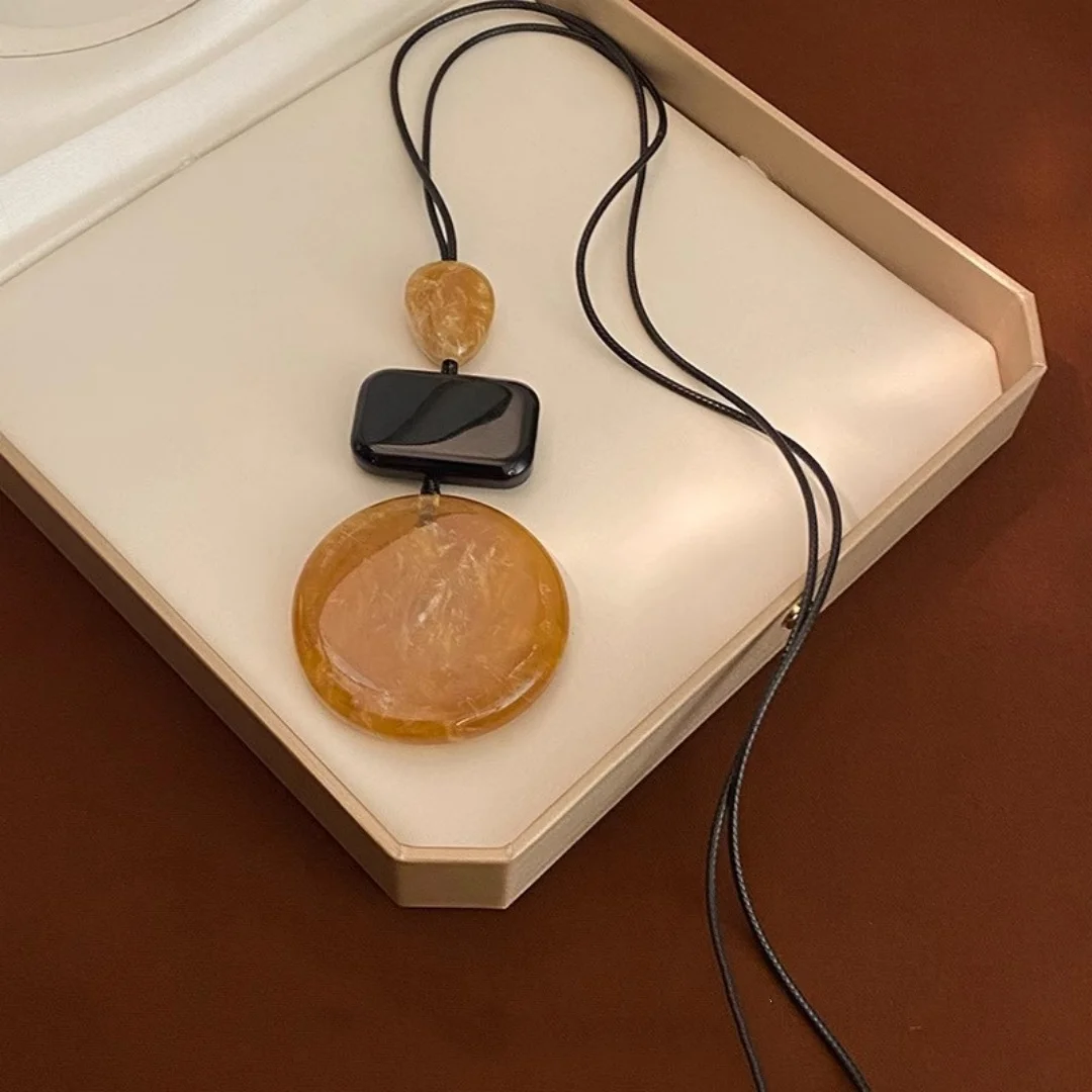 

DUTRIEUX Bohemian Vintage Long Pendant Necklace Summer Niche Design Ethnic Trendy Chinese Choker Fashion Chain Jewelry Gift 2025