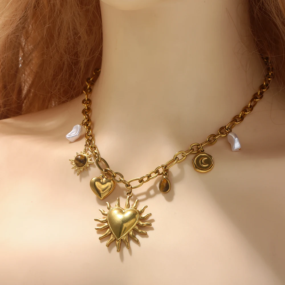 GIOIO الفولاذ المقاوم للصدأ القلب المعلقات قلادة الشمس الحجر الطبيعي سحر المجوهرات قلادة للنساء مطلية بالذهب الأزياء المختنق