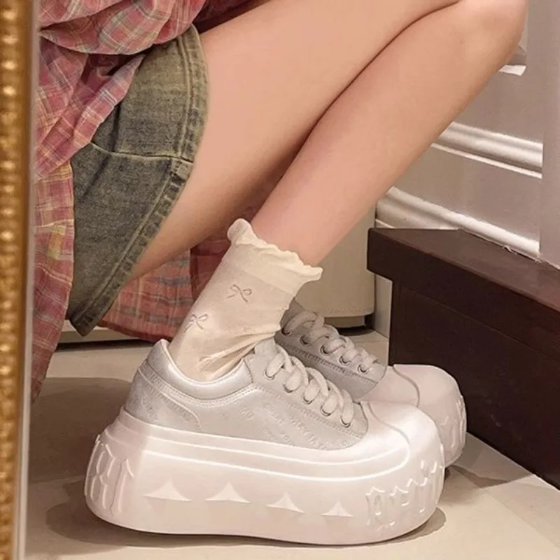 

Women's Thick Sole Height Increasing White Sneakers Breathable Casual Sports Shoes with Ergonomic Design for Everyday Comfort​