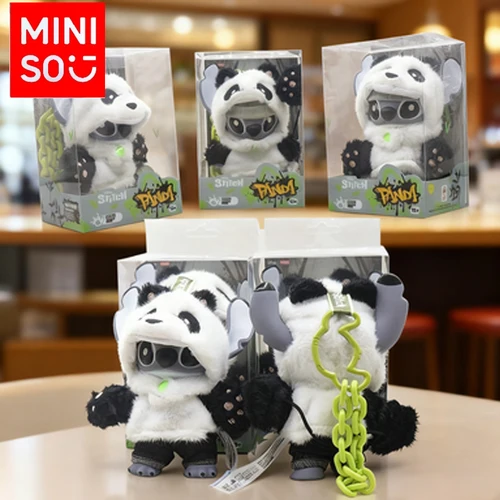 Imagen 1 del producto 【En stock】Nuevo oficial Miniso Stitch Genz Street Edición limitada Panda Vinilo Muñeca y bolso Charm Accesorios de moda Regalos