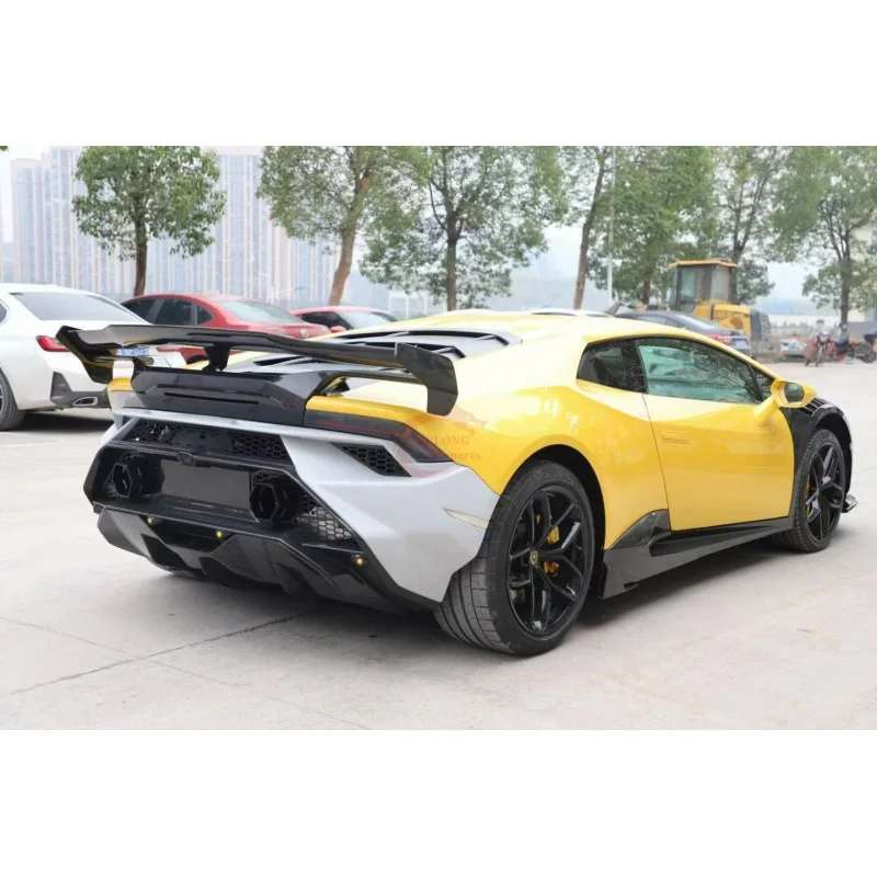 

Задний бампер из сухого карбона в стиле Tecnica для Lamborghini Huracan LP580 LP610