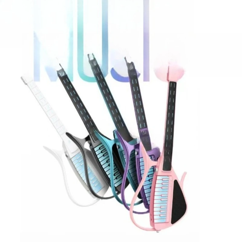 

Игра на гитаре без струн и пение на клавиатуре: электрическая гитара для начинающих с нуля.