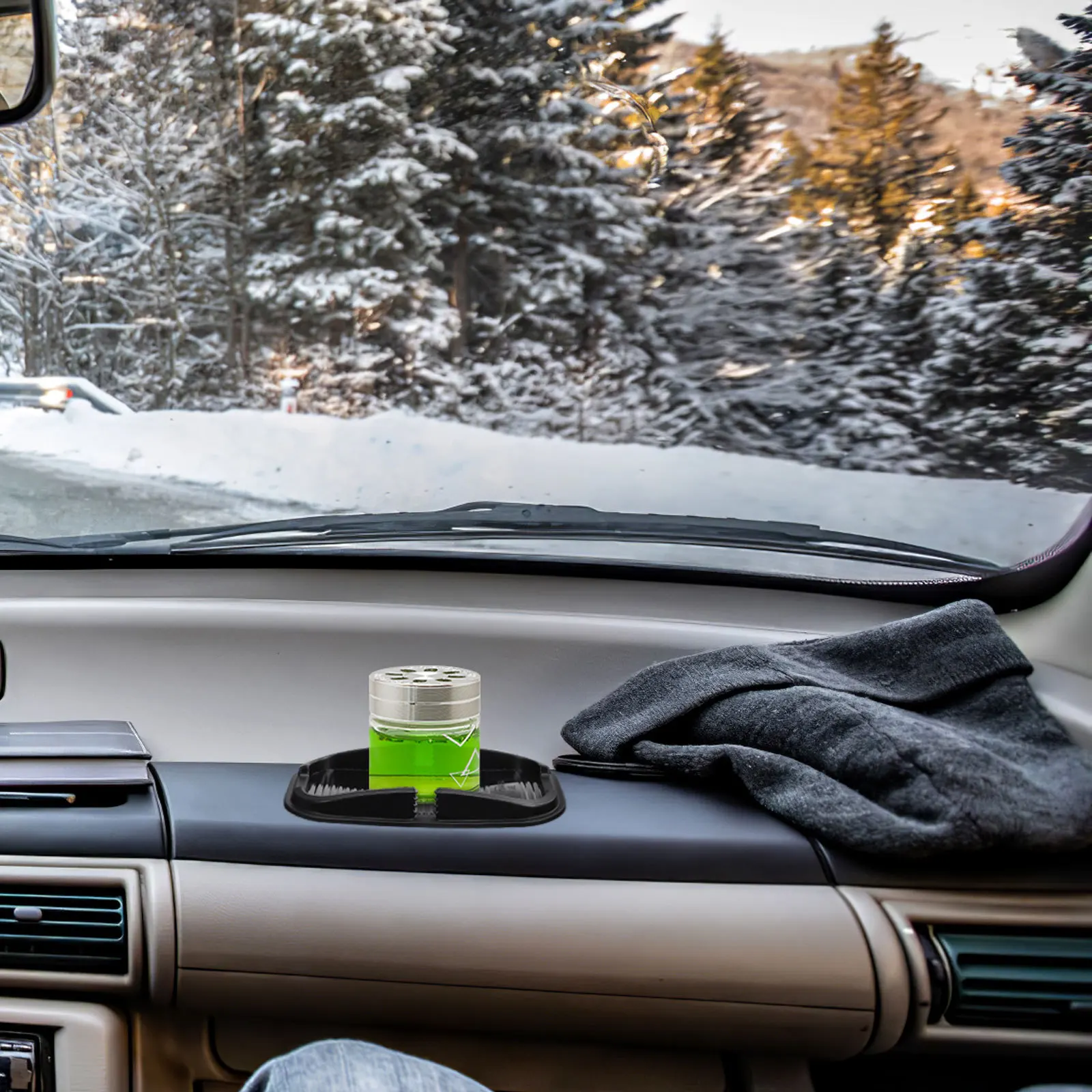 

Car Dashboard Non-slip Pad 15x9cm Black PVC Super Strong Anti-skid Mat for Phone Sunglasses Coins Keys Storage Holder