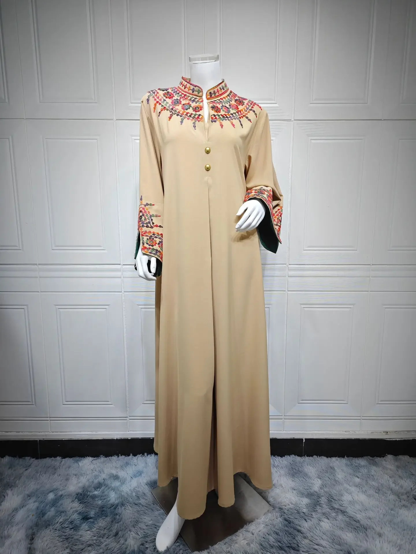 Muslim  Long Robe   Fashion New Dubai Embroidered Floral Dress Jalabiya Robe Loose Maxi Abaya