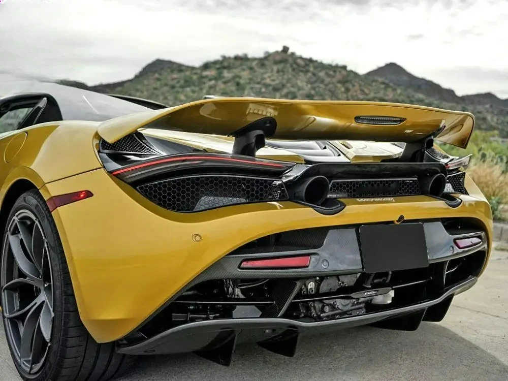 موزع كربون جاف OEM عالي الجودة الأكثر مبيعًا مصمم للمصد الخلفي 720S #4