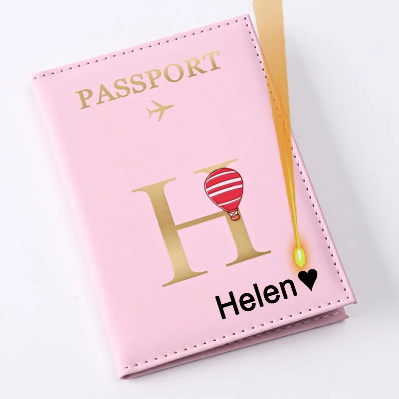 가족을위한 연인 커플 여행 선물에 적합한 이름 새겨진 Pu 가죽 여권이있는 맞춤형 선물 여권 홀더