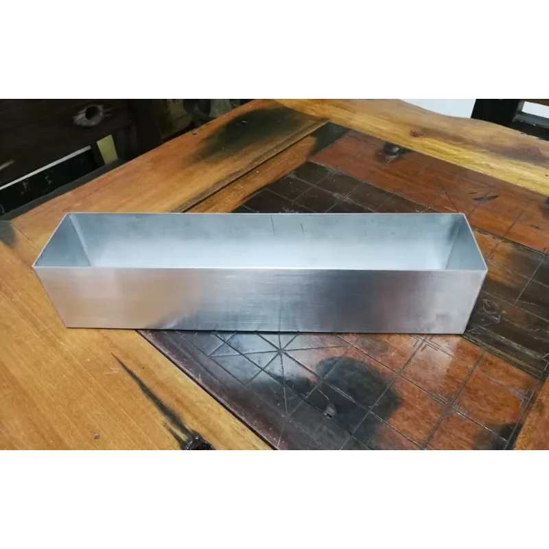 Macetero personalizado de acero inoxidable rectangular grande