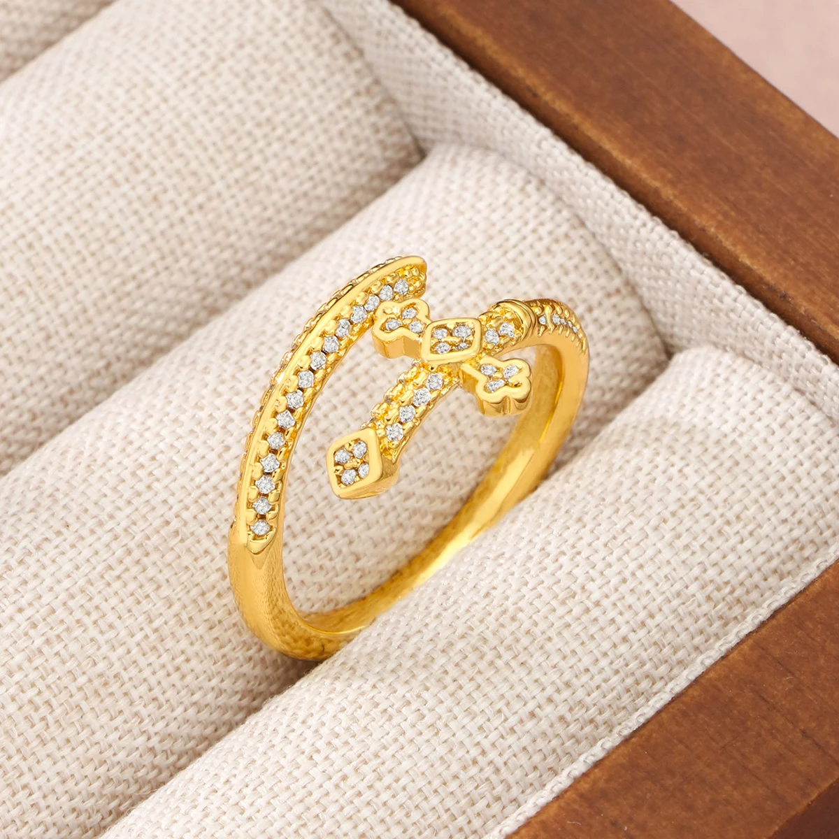 1 قطعة موضة جديدة العدالة السيف الفولاذ المقاوم للصدأ حلقة مفتوحة مثلج خارج جميع الزركون مطعمة الرجال النساء الهيب هوب الراب خواتم اكسسوارات