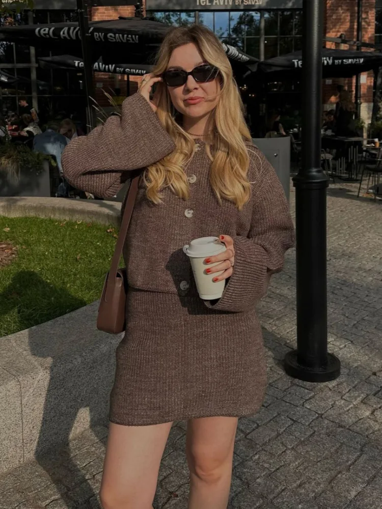 Elegant Fashion Knitted Skirts Sets Women Single Breasted Sweater Cardigan and Mini Skirts Winter Casual 2 Piece Set 2024 Solid