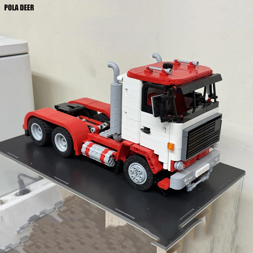 Poladeer 950 Pezzi F89 Trasporto Semi-rimorchio Camion Testa Creativo Assemblaggio Personalizzato Building Blocks Puzzle Modello Ragazzo Giocattolo Regalo