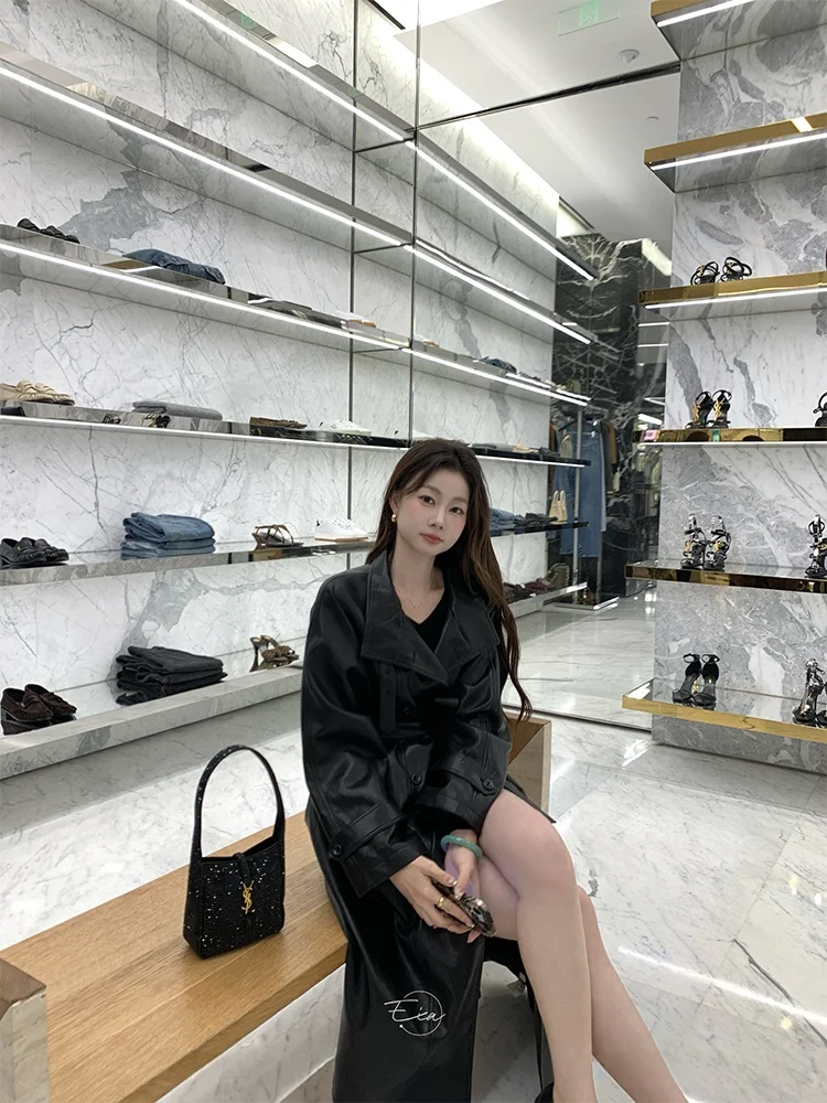 Casaco Feminino Longo de Couro PU Estilo Retrô com Gola Dobrável para Outono e Inverno - Agasalho Sazonal