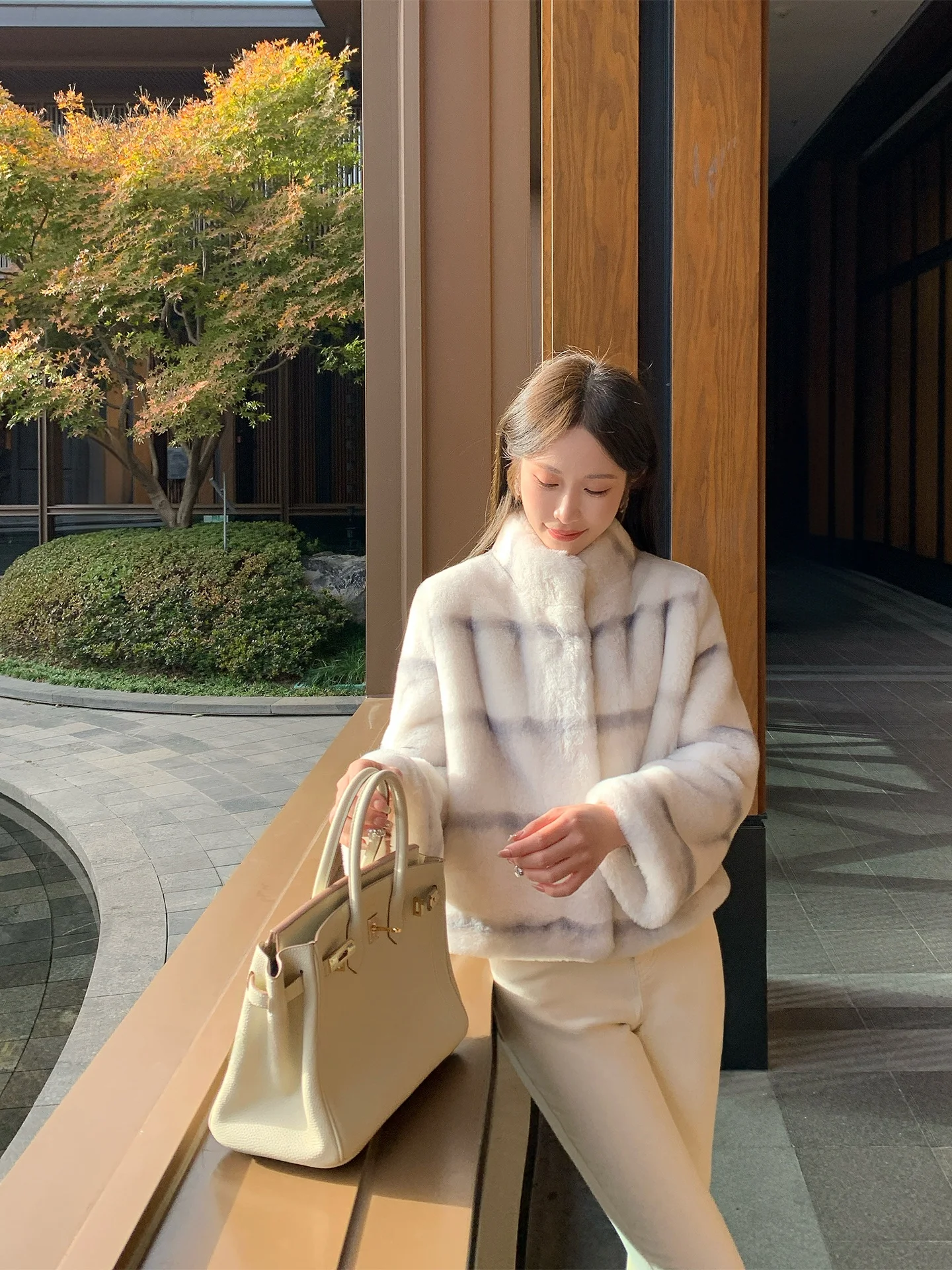 

Korean Sle ort Coat Women's Faion Fur Collar Polyester Fiber Slimming Long Sve Casual Sle Rabbit Fur Jaet