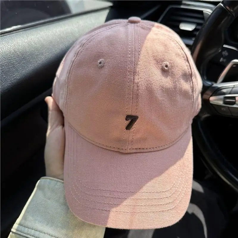 

2024 New Product Embroidered 7-digit Baseball Hat Men's and Women's Wide brimmed High Top Face Display Small Duck Tongue Hat Kor