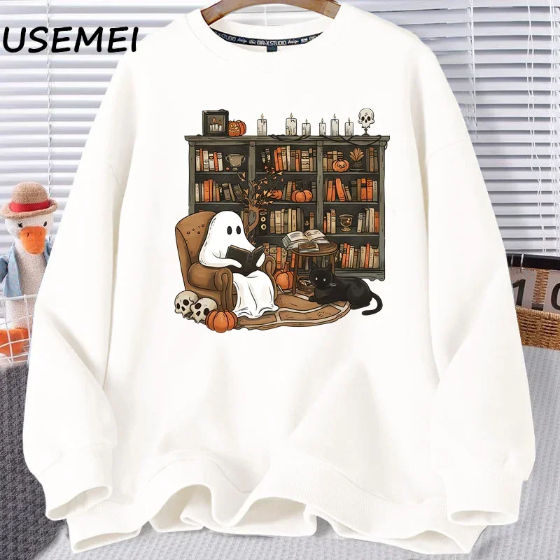 Retro Ghost Reading Books Sweatshirts Halloween Librarian Bookish Crewneck Sweatshirt Cute Spooky Reading Book Lover Clothes