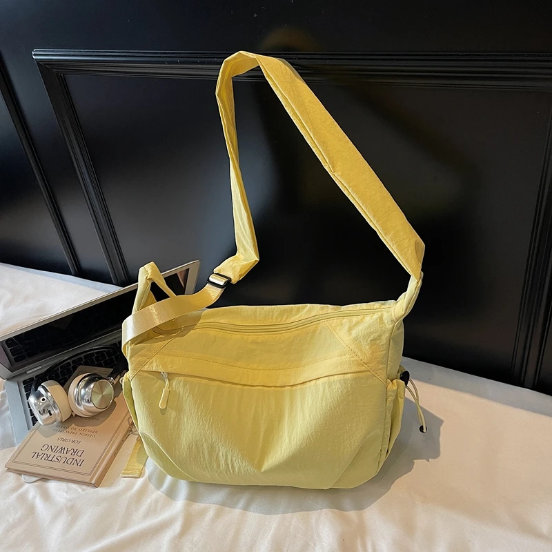 

Nylon Large Capacity Tote Bag Solid Color Casual Versatile Women's Bags 2025 High Quality Autumn Commute New Crossbody Bags