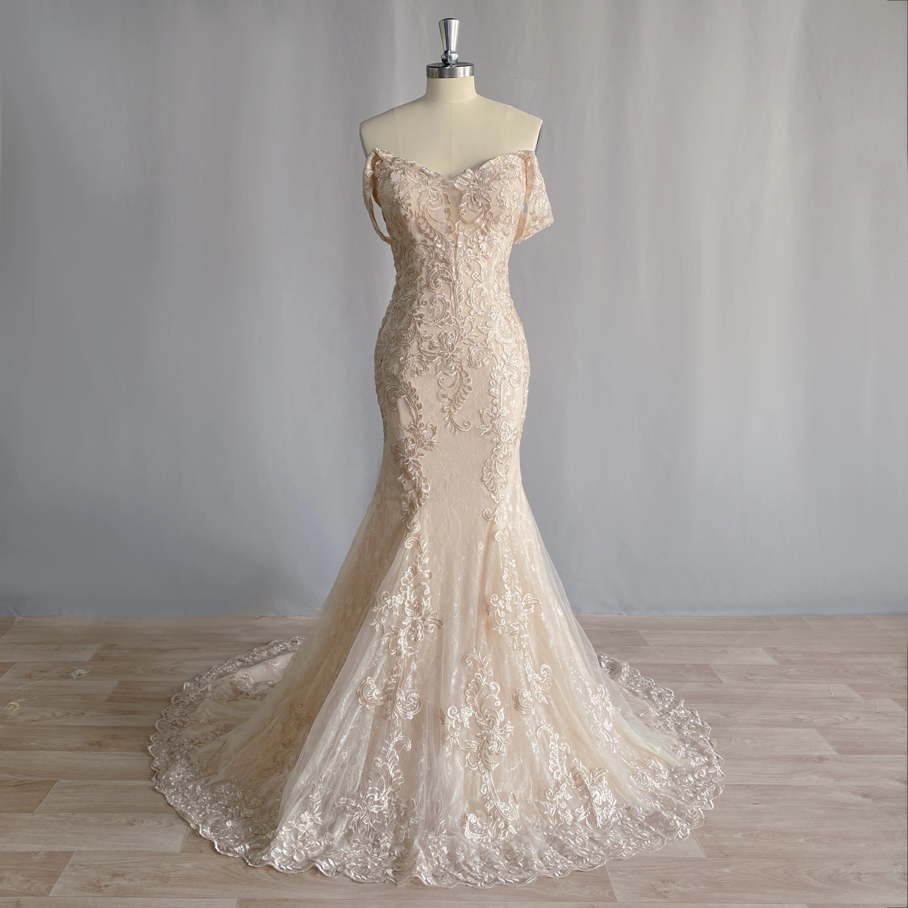 

DIDEYTTAWL Champagne Off Shoulder Mermaid Wedding Dress Tulle Modern Lace Appliques Sleeveless Bridal Gown Sweep Train