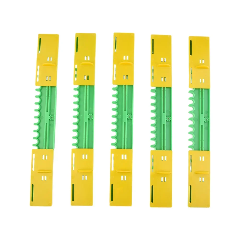 

5pcs Plastic Beekeepings Tool Beekeepings Supplies Beehive Door Box Entrance Disc Beehive Door Tool Accessories Beekeepings Tool