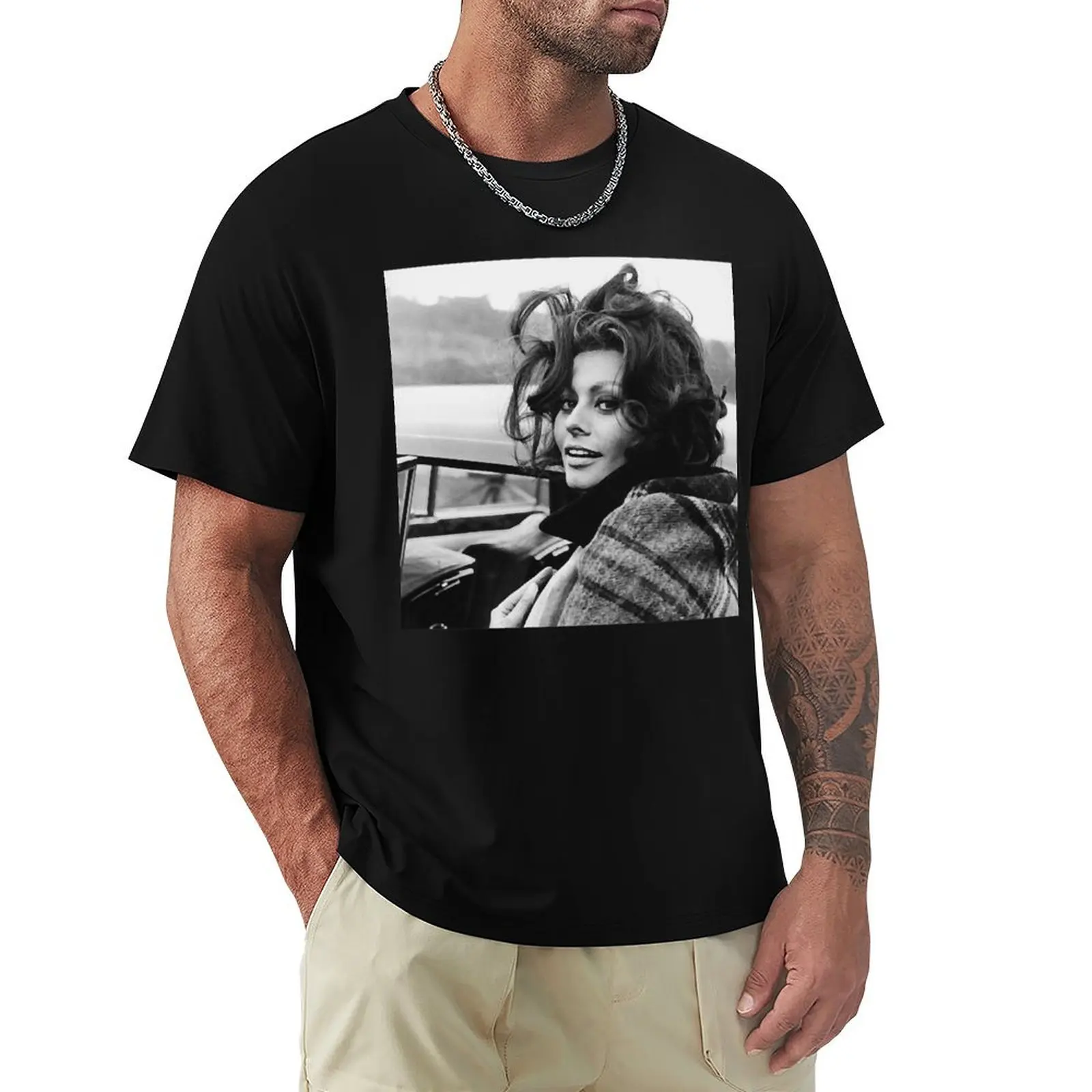 

For Mens Womens federico fellini Awesome For Movie Fans T-Shirt Stain Resistant Casual Tee