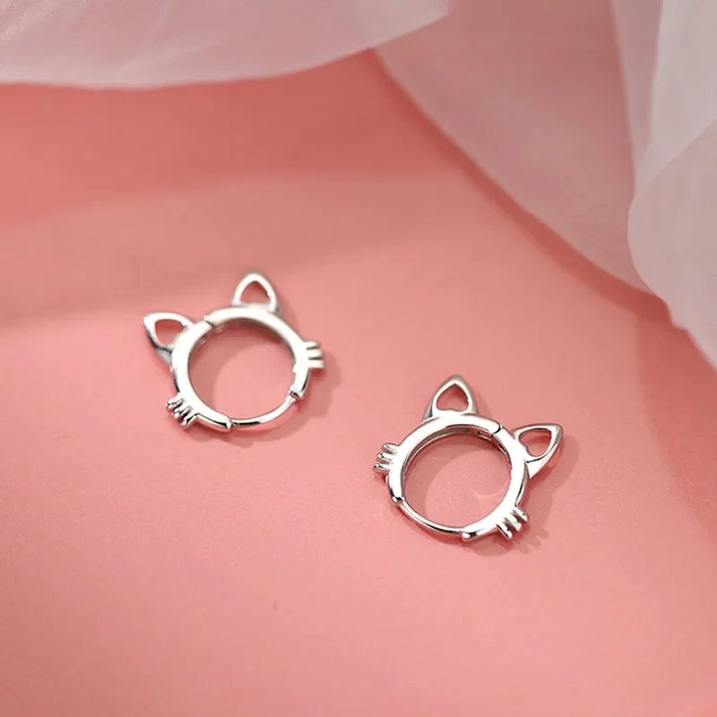 925 Sterling Silver Gorąca sprzedaż Kolczyki kółka z kotem Prosty temperament Wykwintny gorący seksowny seksowny prezent z biżuterią