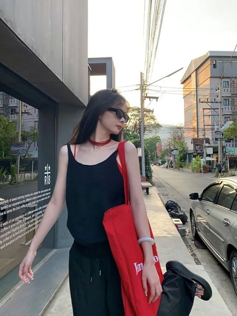 Design sense Spicy girl wearing gray sleeveless camisole vest women new item bottom layer beautiful back backless top camisoles